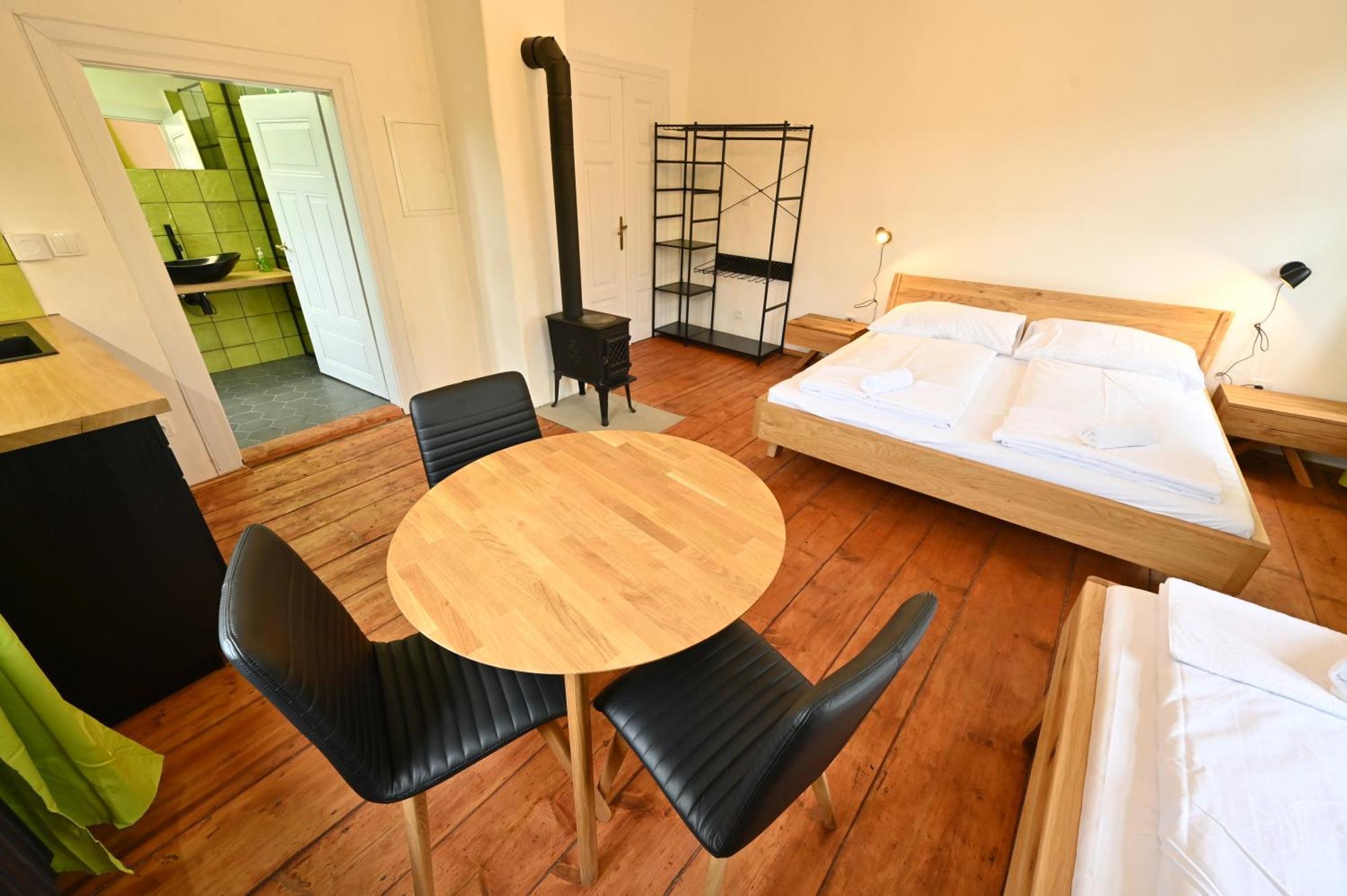 Valecska Palenice Kamer foto