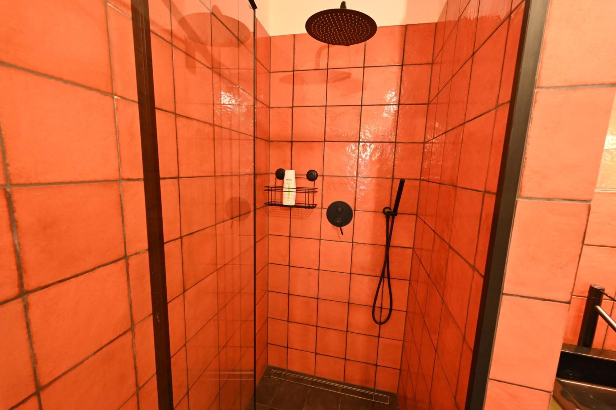 Valecska Palenice Kamer foto