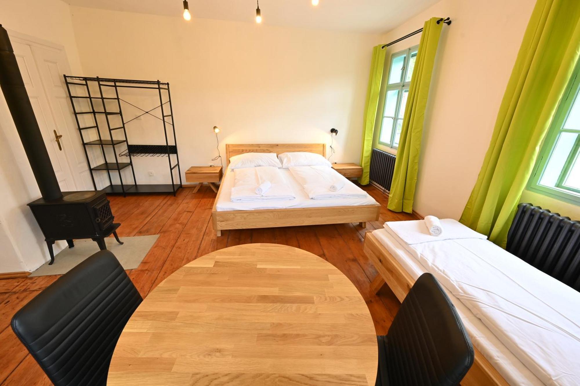 Valecska Palenice Kamer foto