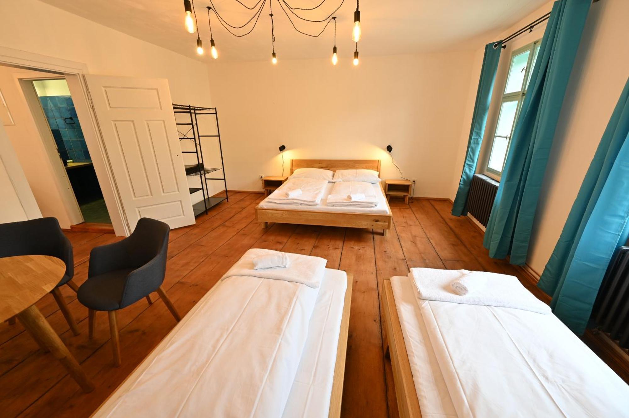 Valecska Palenice Kamer foto
